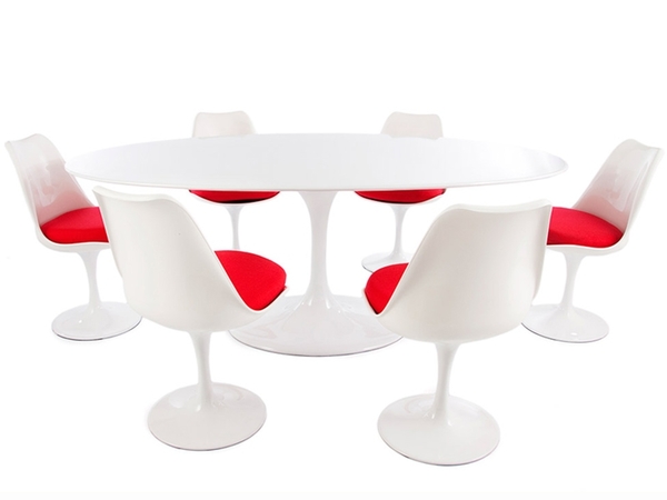 Tavolo ovale Saarinen con 6 sedie